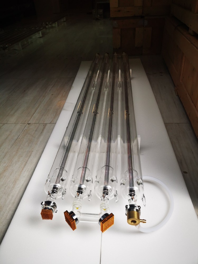 4折激光器