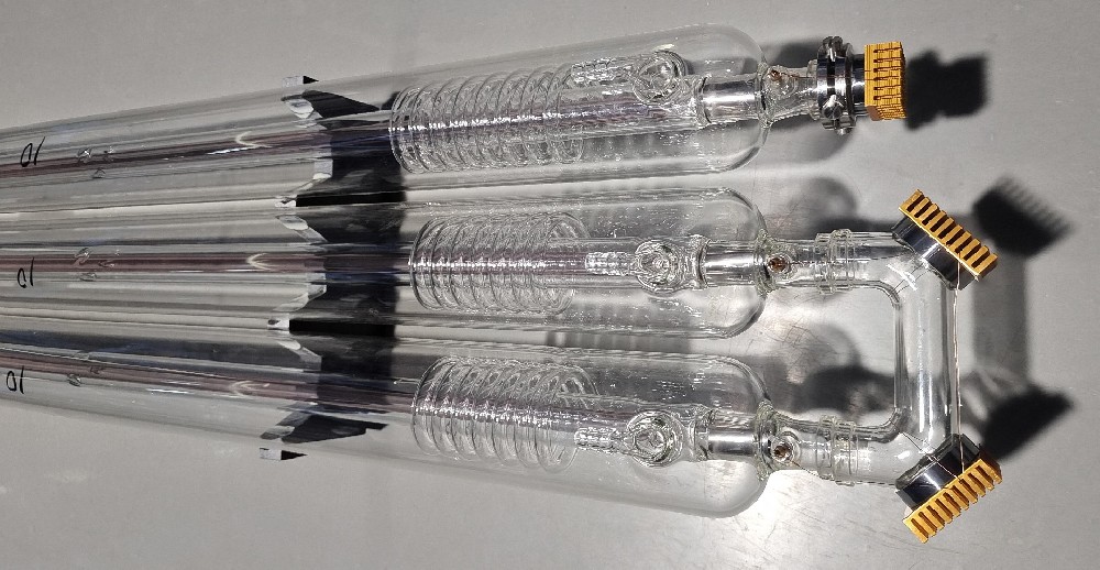 3折激光器